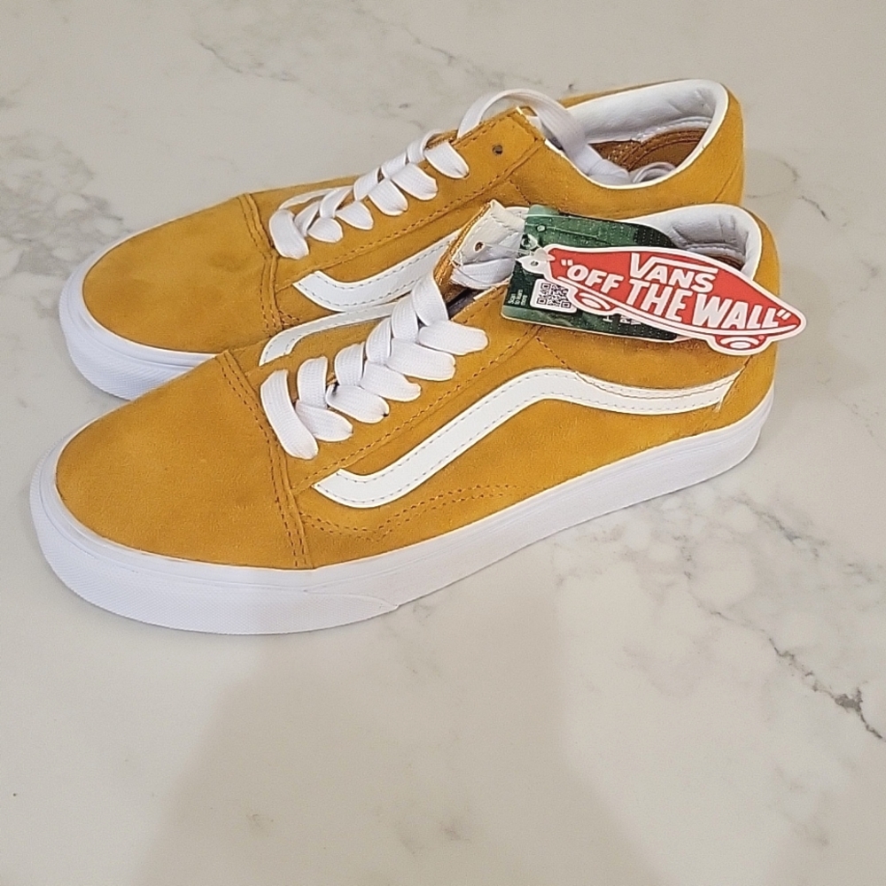 Vans Old Skool Shoe- (Golden Glow) size 7.5 Women's